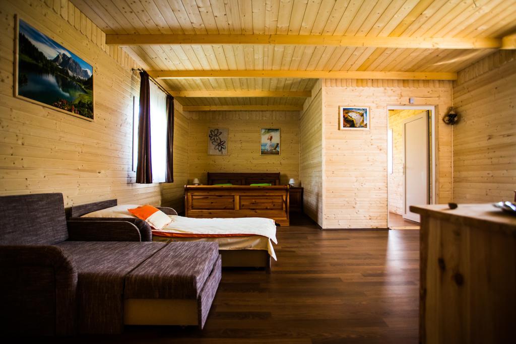 Szatmar Beregi Elmenyliget Aparthotel Fehergyarmat Ngoại thất bức ảnh