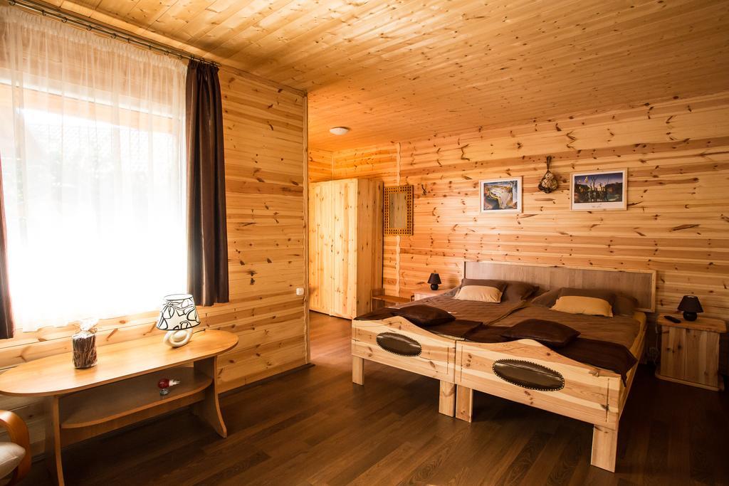 Szatmar Beregi Elmenyliget Aparthotel Fehergyarmat Ngoại thất bức ảnh