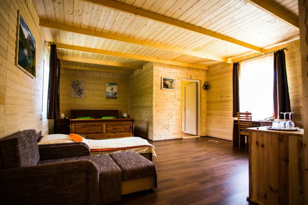 Szatmar Beregi Elmenyliget Aparthotel Fehergyarmat Ngoại thất bức ảnh